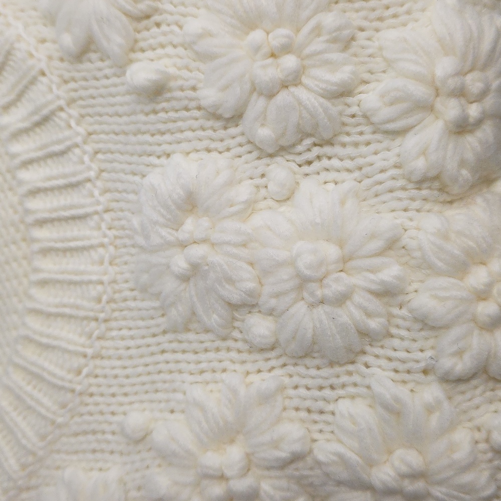 Stellah Cream Crew Neck Sweater with Textured 3d Floral Design Size L